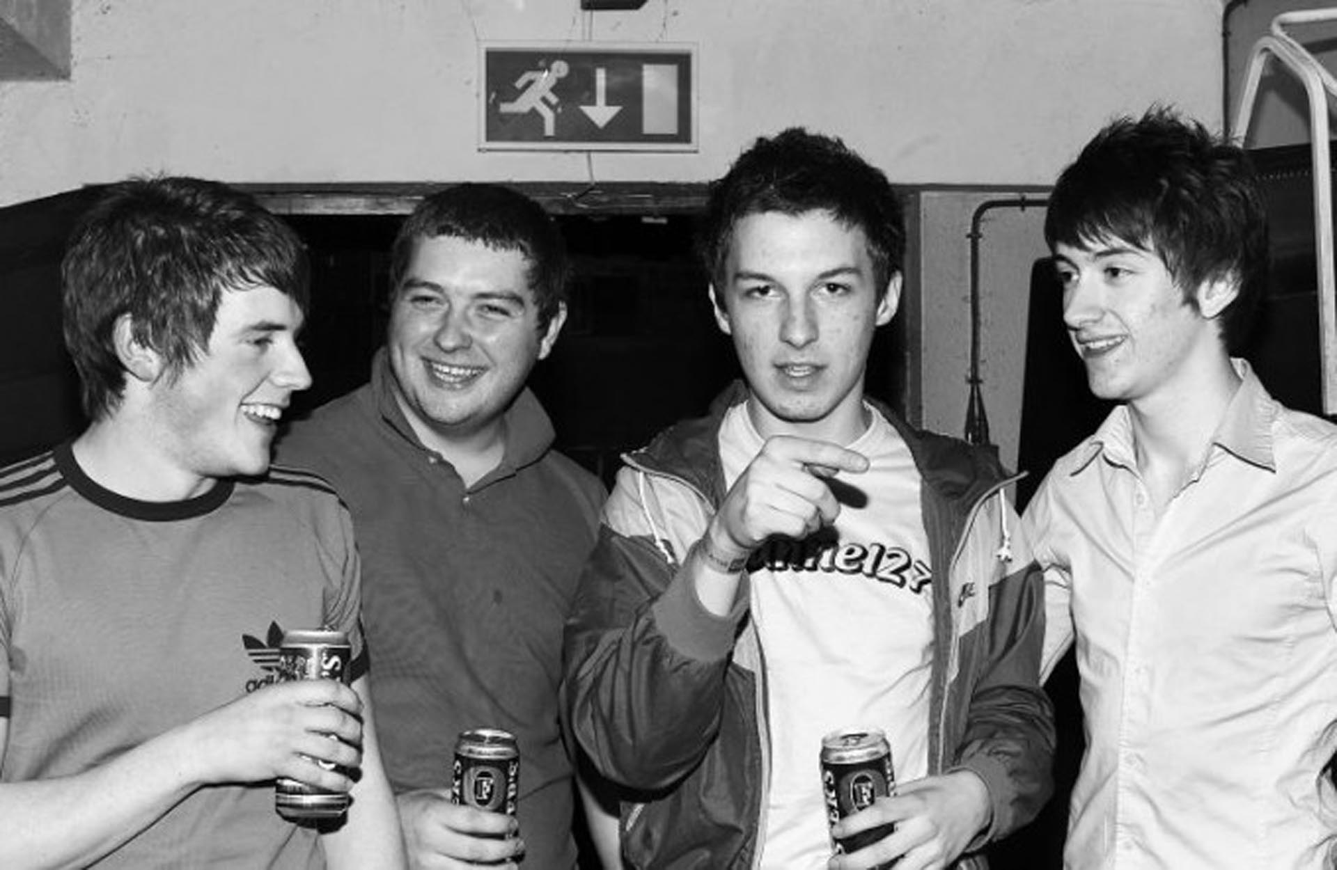 Arctic Monkeys en sus inicios: formando la banda en Sheffield