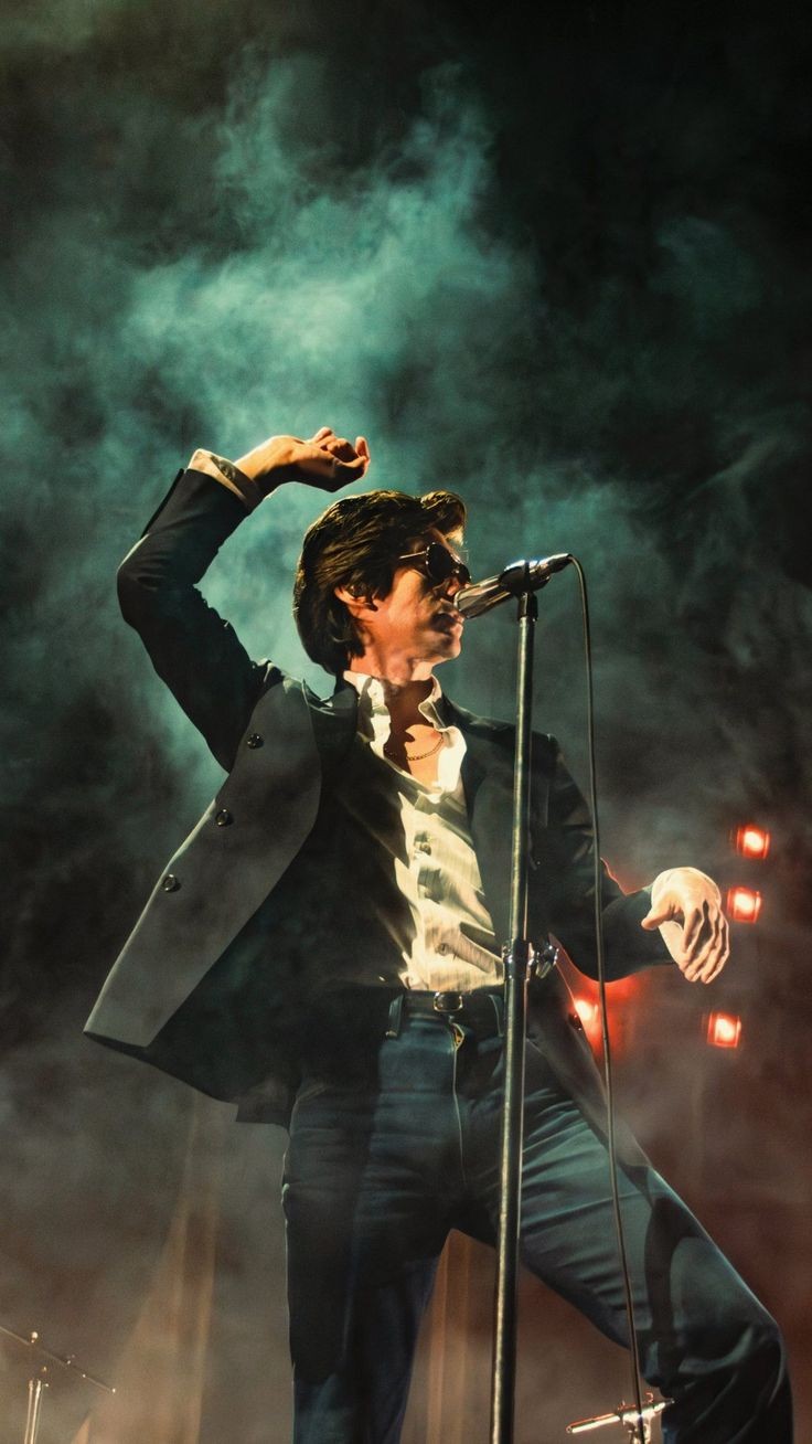Alex Turner en un concierto